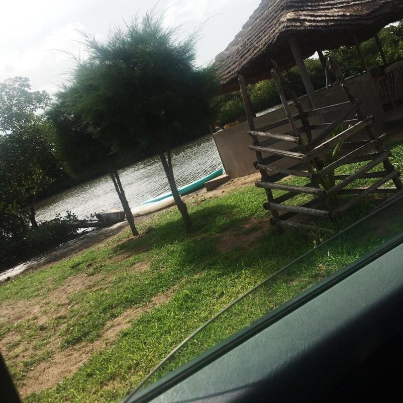 Bosofet Beach And Creek Lodge Sanyang Exterior foto